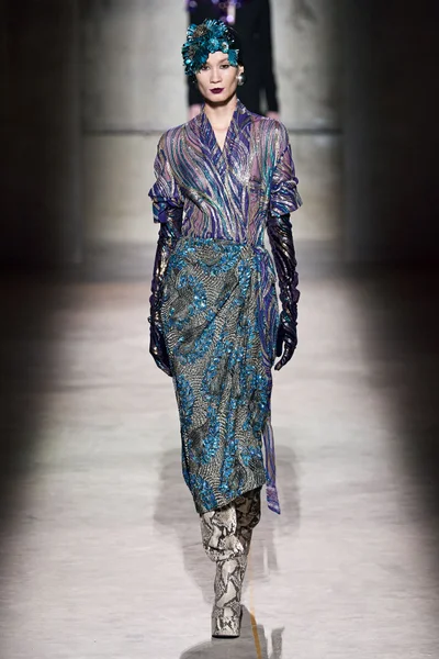 Look 55